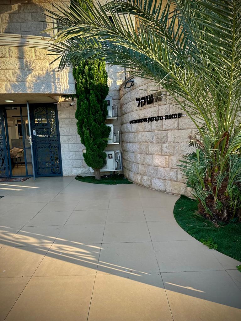 תמונה בגלריה