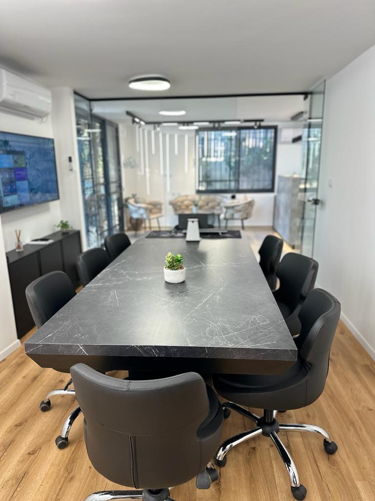 תמונה בגלריה