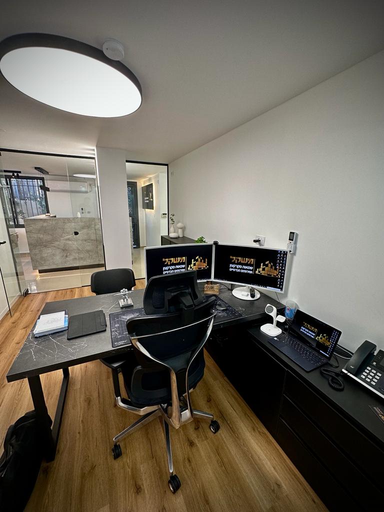 תמונה בגלריה