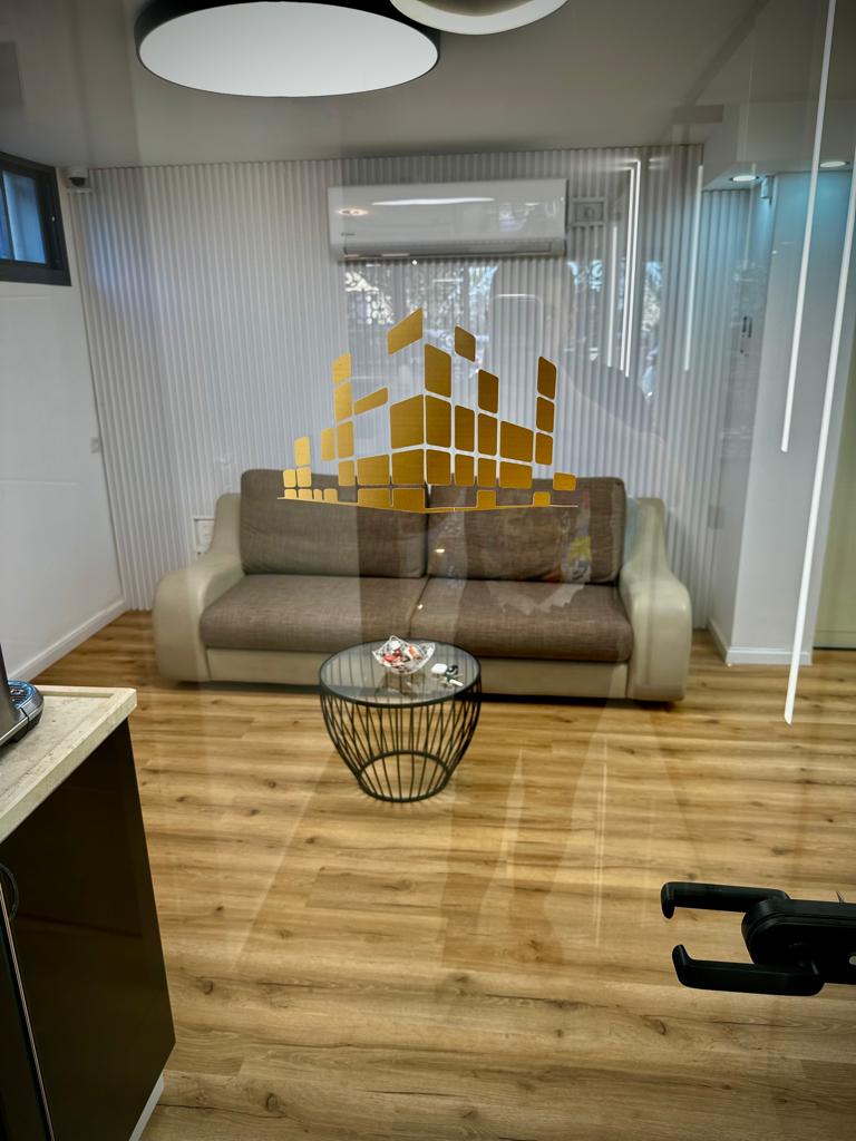 תמונה בגלריה